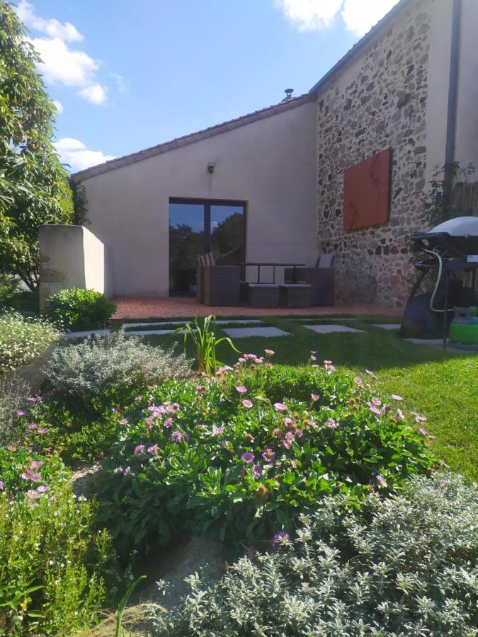 La Loge Bertine France Apartment Saint-Mars-la-Réorthe Exterior foto